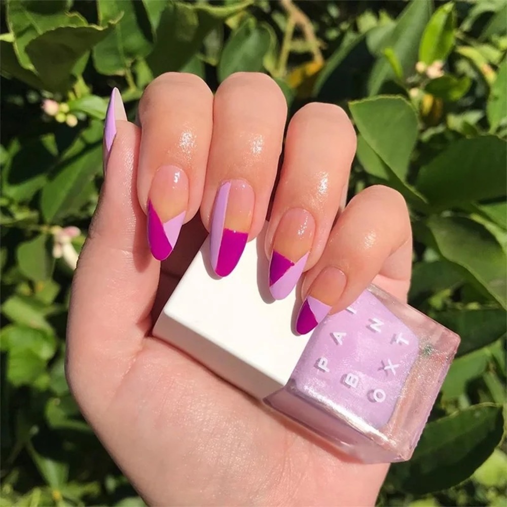 Set Of 24 Press On Nails • Glue Included